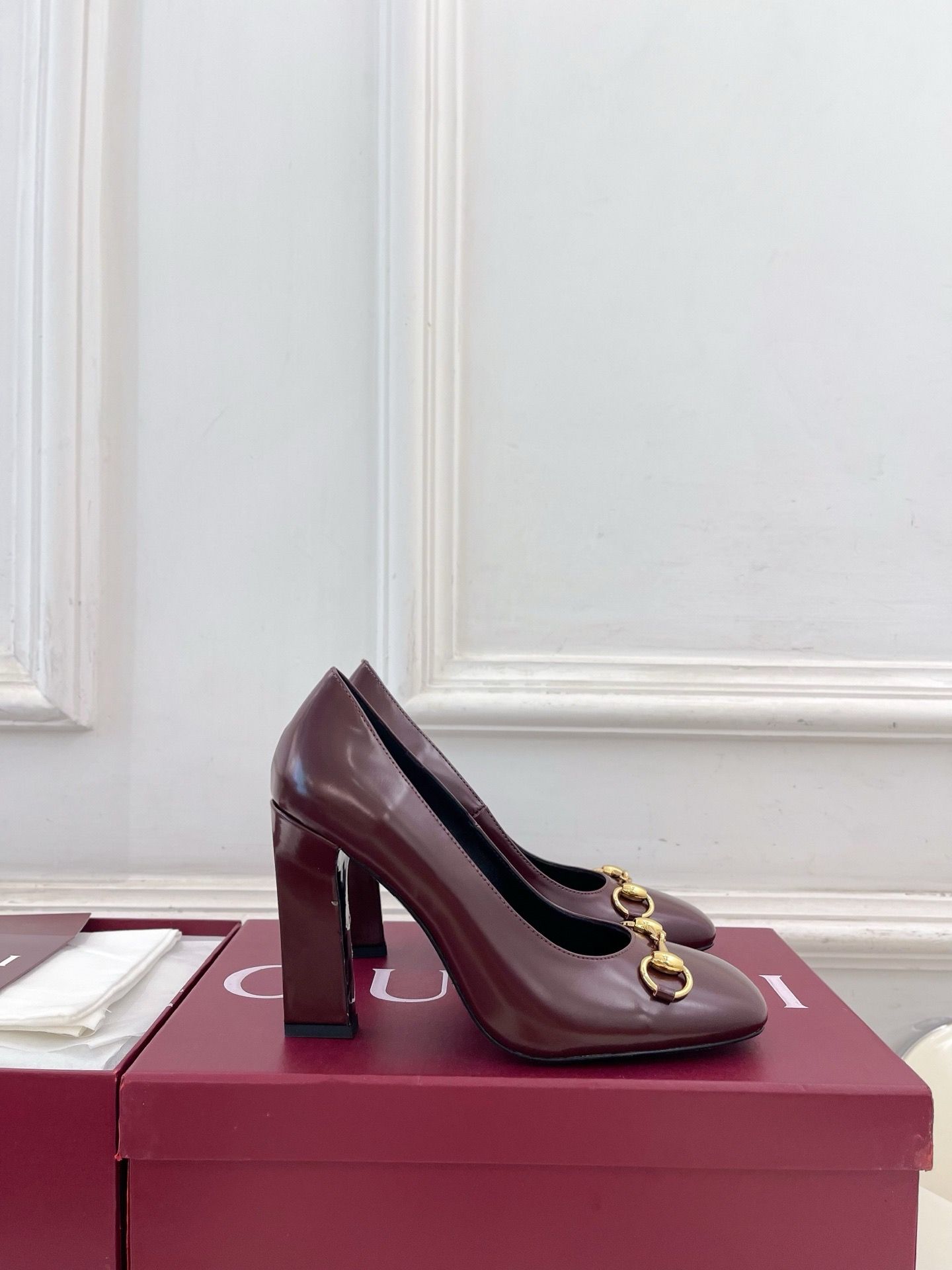 Обувь Gucci — модель 647