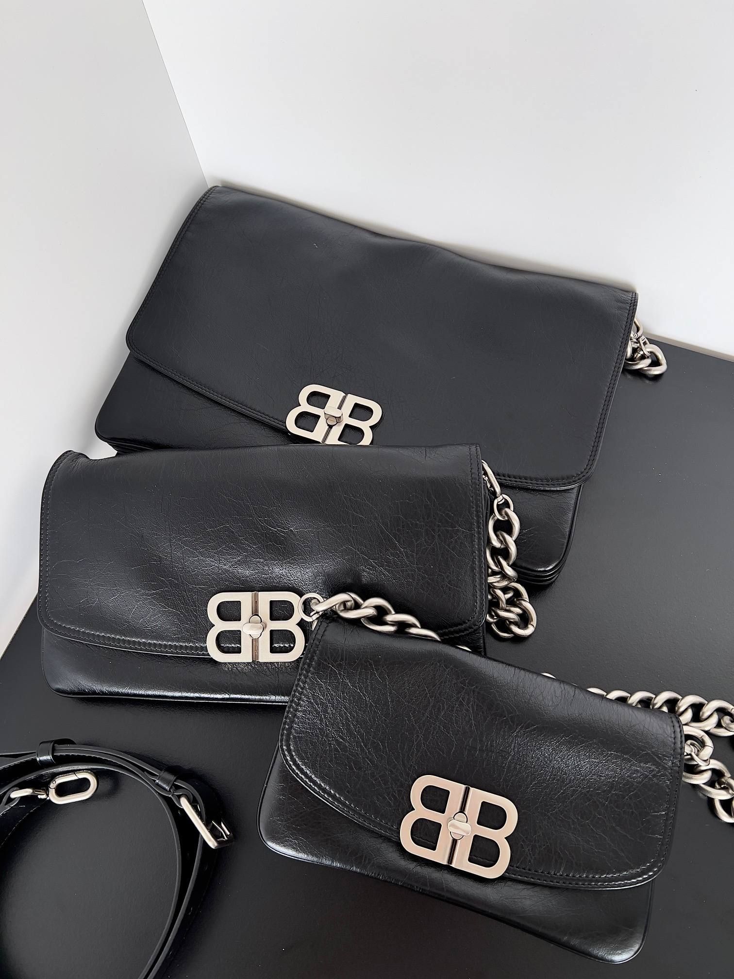 Сумки Balenciaga — модель 704