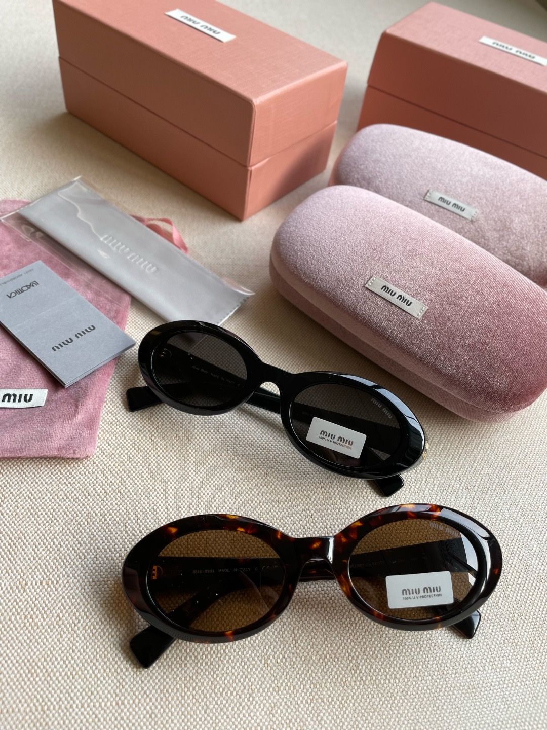 Аксесуары MiuMiu — модель 769