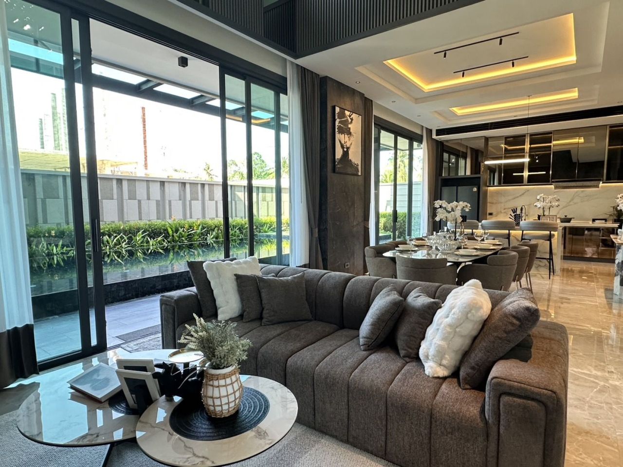 Вилла в Паттайе, Таиланд, 450.68 м²