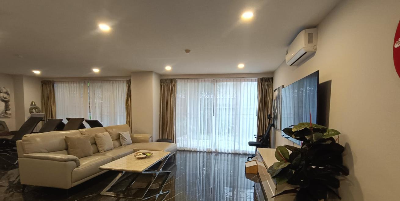 3-комнатная квартира 130 м² в Джомтьене