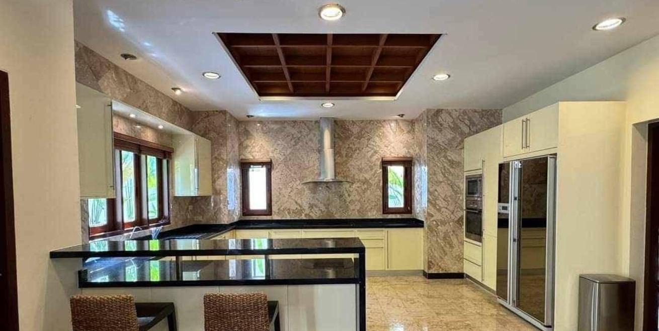 3-комнатная вилла 556 м² в Паттайе