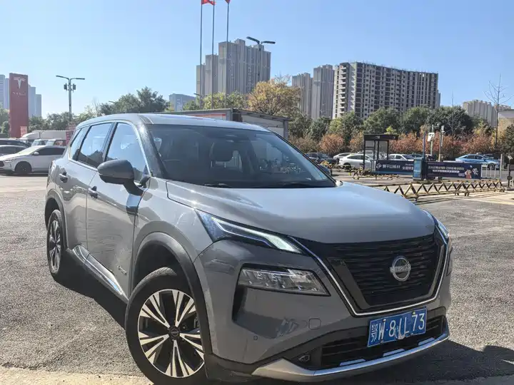 X-Trail 2023 e-POWER super-hybrid dual-motor four-wheel drive luxury version