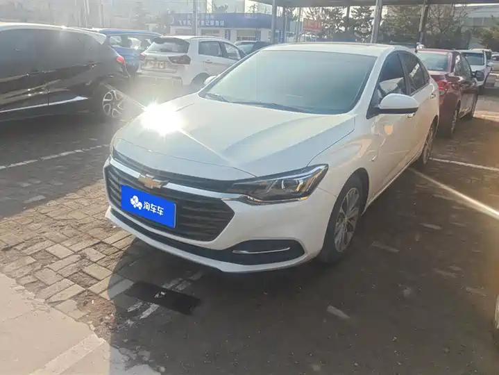 Cruze 2022 320 Automatic Sunroof Edition