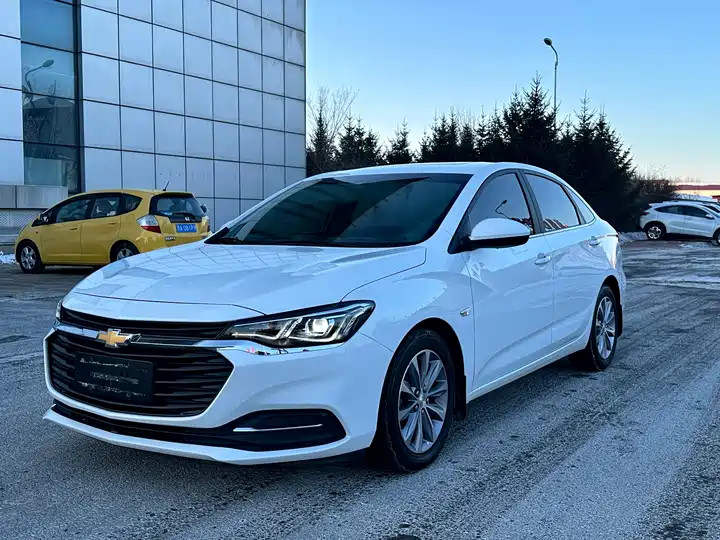Cruze 2022 320 Automatic Sunroof Edition