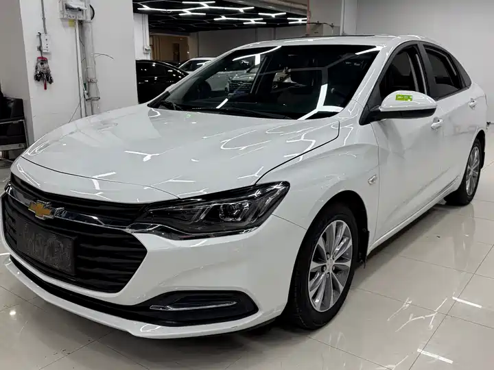 Cruze 2022 320 Automatic Sunroof Edition