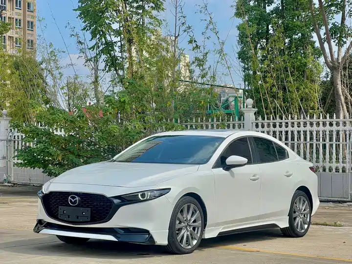 Mazda3 Angkesela 2022 2.0L Automatic Premium Edition