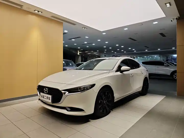 Mazda3 Angkesela 2022 2.0L Automatic Premium Edition