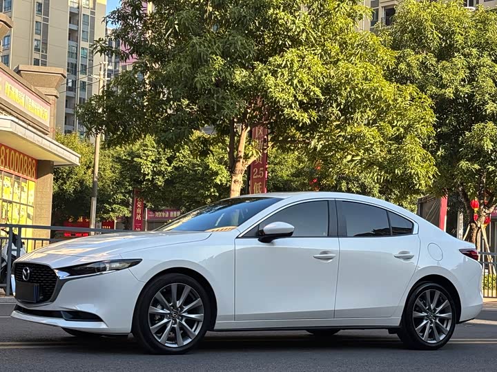 Mazda3 Angkesela 2023 2.0L automatic quality version