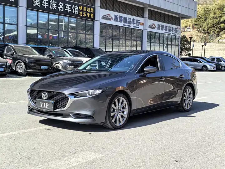 Mazda3 Angkesela 2023 2.0L automatic quality version