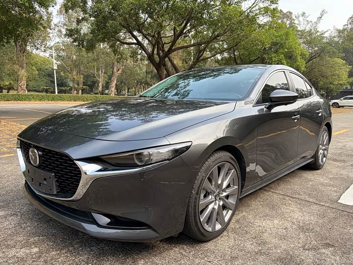 Mazda3 Angkesela 2023 2.0L automatic quality version