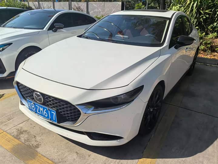 Mazda3 Angkesela 2023 2.0L Automatic Premium Edition