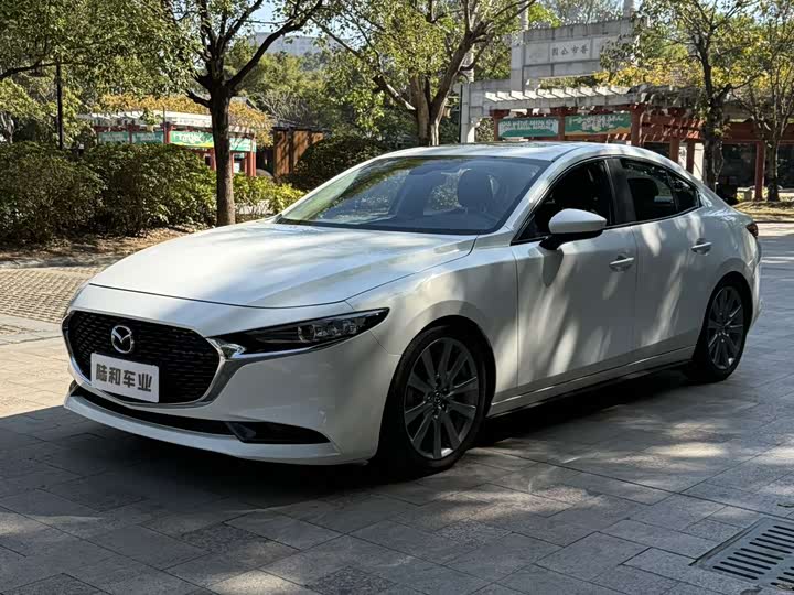 Mazda3 Angkesela 2023 2.0L automatic quality version