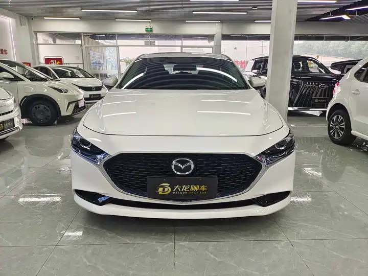 Mazda3 Angkesela 2023 2.0L Automatic Premium Edition