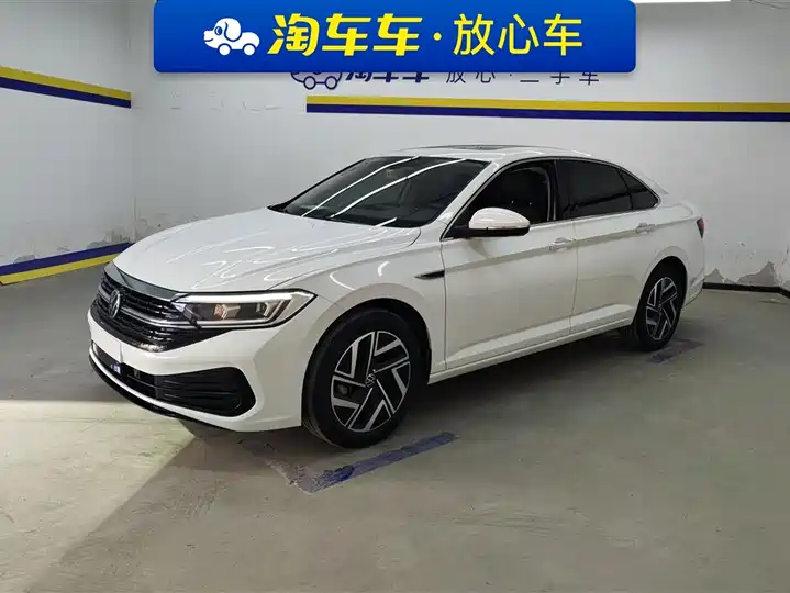 Sagitar 2023 300TSI DSG Super Edition