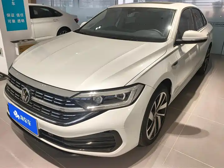 Sagitar 2023 300TSI DSG Excellence Edition