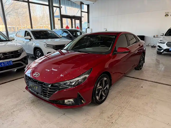 Elantra 2021 1.5L CVT LUX Premium Edition