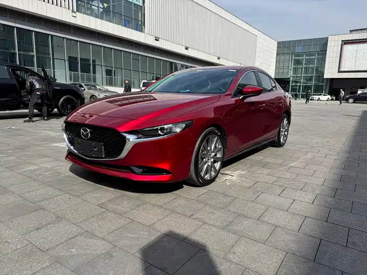 Mazda3 Angkesela 2022 2.0L Automatic Premium Edition