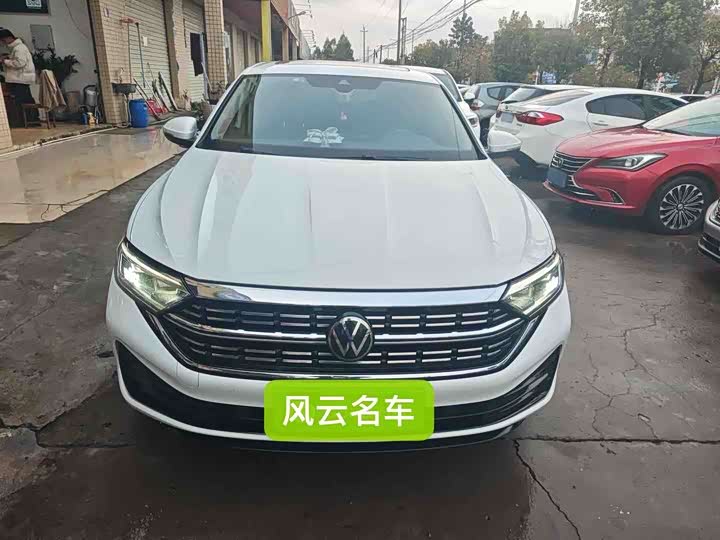 Sagitar 2025 300TSI DSG Super Edition