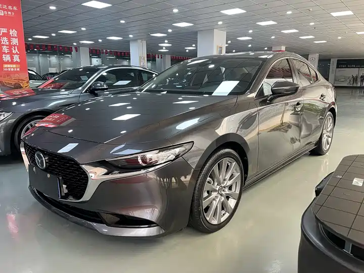 Mazda3 Angkesela 2022 2.0L Automatic Premium Edition
