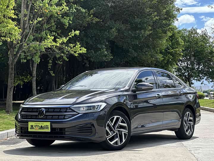 Sagitar 2024 300TSI DSG Super Edition