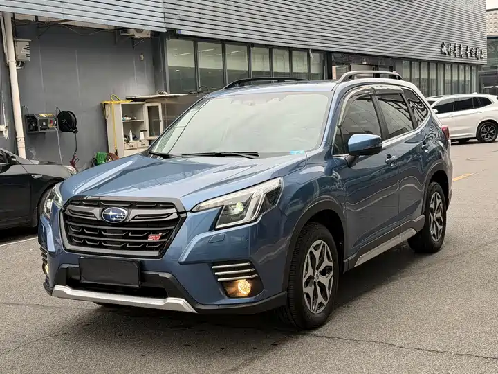 Forester 2022 2.0i AWD Deluxe Edition EyeSight