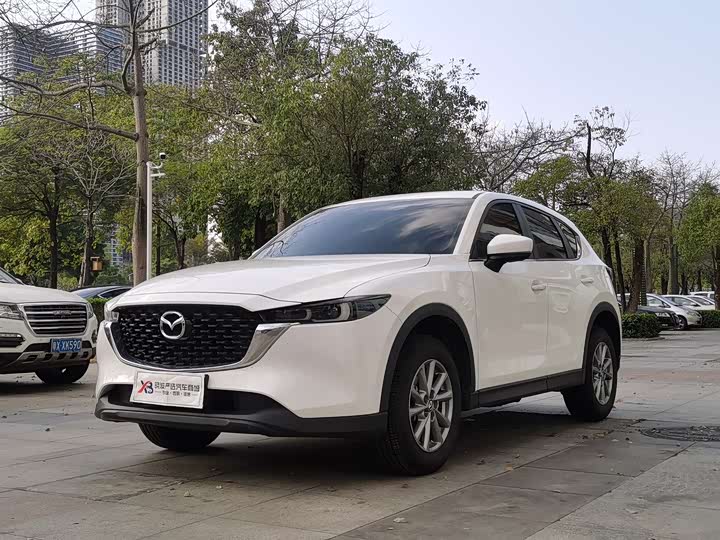 Mazda CX-5 2025 2.0L automatic two-wheel drive comfort model
