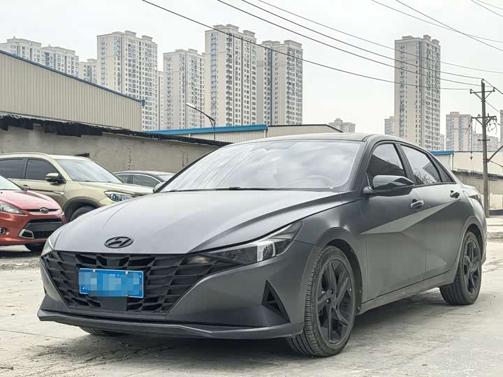 Elantra 2022 1.5L CVT LUX Premium Edition
