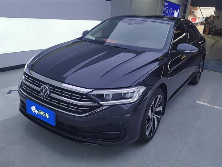 Sagitar 2023 300TSI DSG Excellence Edition