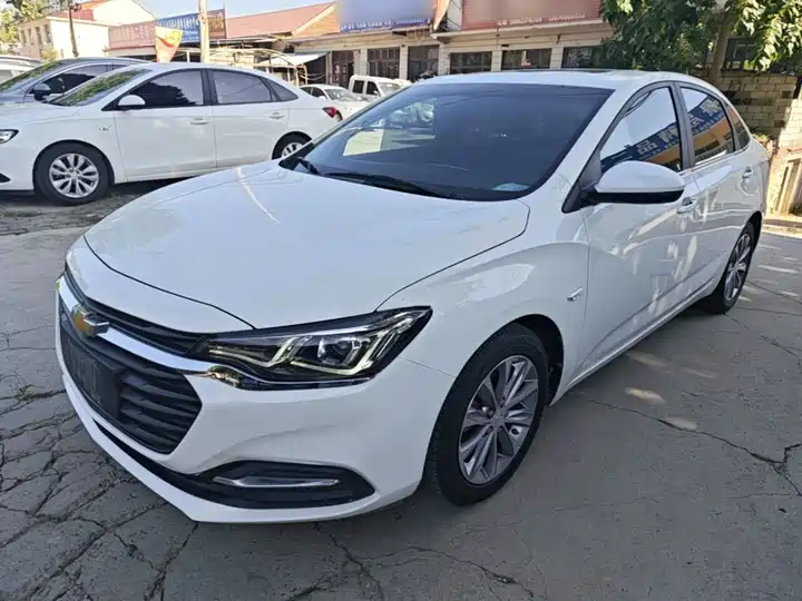 科鲁泽 2022款 320 自动悦享天窗版