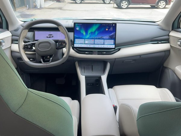 Lynk & Co 06 EP-M 2023, 910000 км, за 85000 CNY