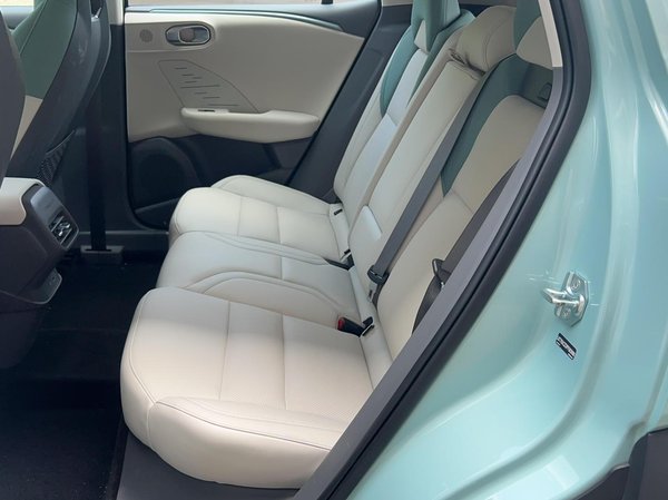 Lynk & Co 06 EP-M 2023, 910000 км, за 85000 CNY - фото 9