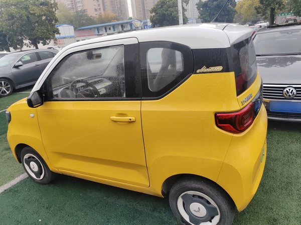 Wuling Hongguang MINIEV 2021, 19500 км, за 17600 CNY - фото 7