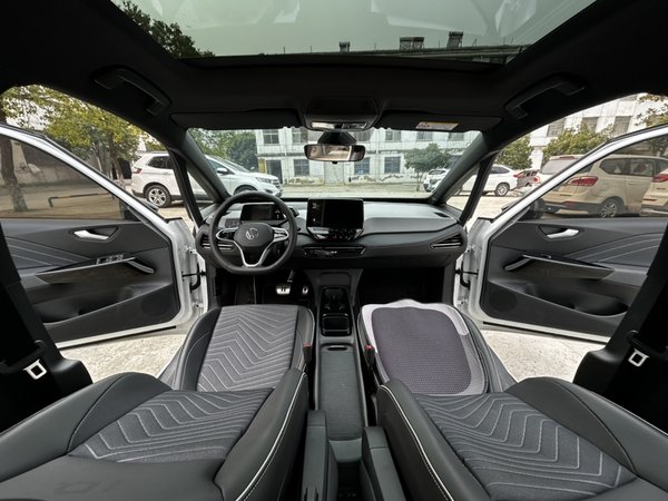 Volkswagen ID.3 2024, 15000 км, за 86700 CNY - фото 10