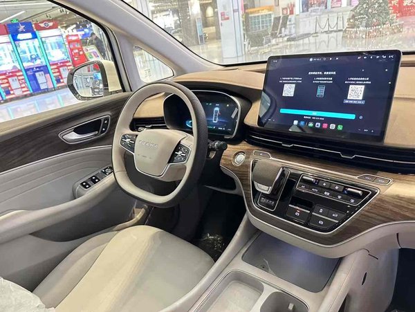 Roewe iMAX8 2024, 100 км, за 178000 CNY - фото 10