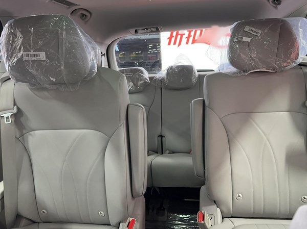 Roewe iMAX8 2024, 100 км, за 178000 CNY - фото 9