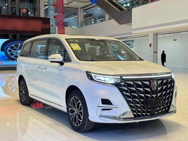 Roewe iMAX8 2024, 100 км, за 178000 CNY