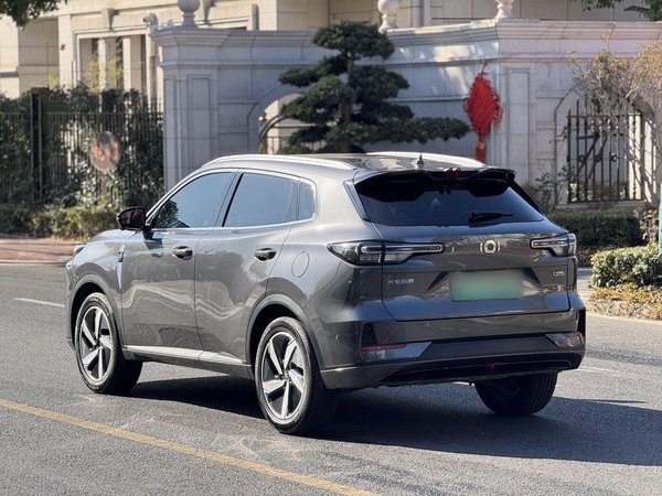 Changan Qiyuan Q05, 15400 км, за 71200 CNY