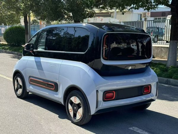 Baojun KiWi EV 2022 Дизайнерское облегченное издание с тройным литиевым аккумулятором, 2022 года