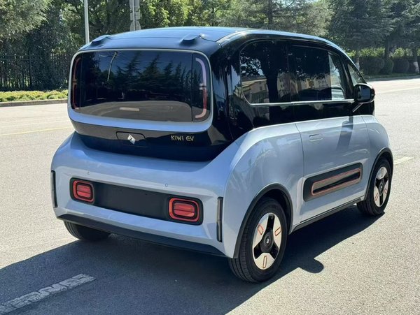 Baojun Kiwi EV 2022, 29300 км, за 30800 CNY - фото 7