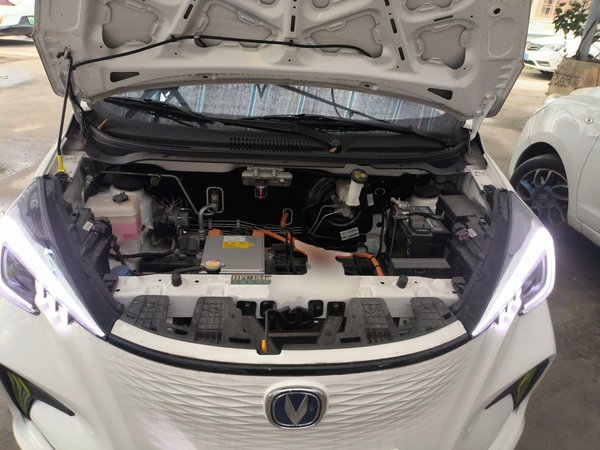 Changan Auchan Benben E-Star 2022, 14600 км, за 40900 CNY - фото 29