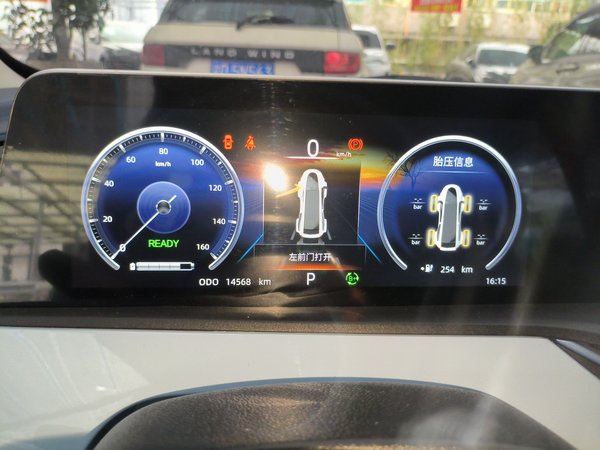 Changan Auchan Benben E-Star 2022, 14600 км, за 40900 CNY - фото 16