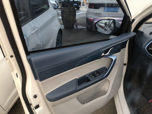 Changan Auchan Benben E-Star 2022, 14600 км, за 40900 CNY - фото 27
