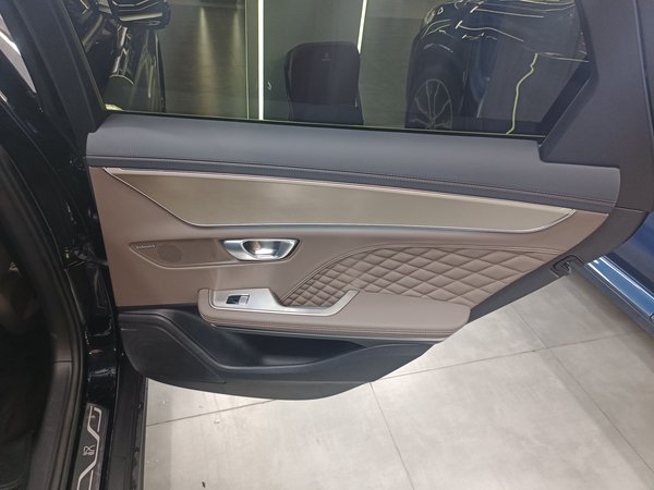 BYD Han 2023, 12200 км, за 119700 CNY - фото 27