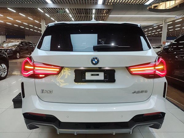 BMW iX 2024, 14800 км, за 188400 CNY - фото 6