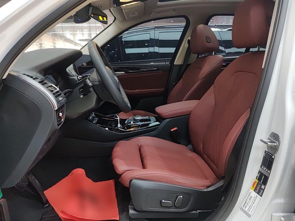 BMW iX 2024, 14800 км, за 188400 CNY - фото 19