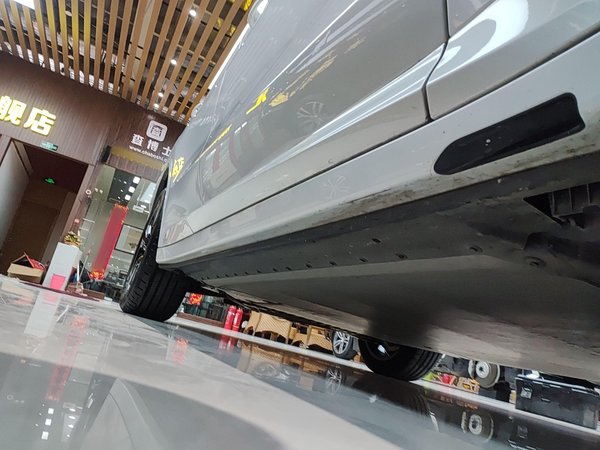 Ведущая модель BMW iX3 2024 года выпуска, 2024 года