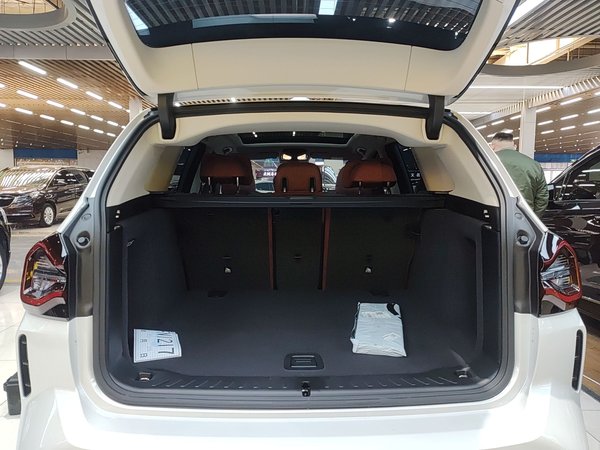 BMW iX 2024, 14800 км, за 188400 CNY - фото 23