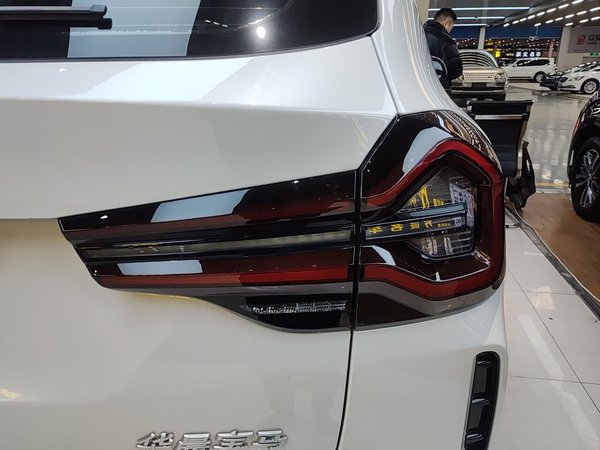 BMW iX 2024, 14800 км, за 188400 CNY - фото 8