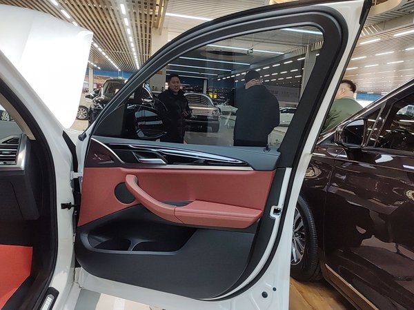 BMW iX 2024, 14800 км, за 188400 CNY - фото 25